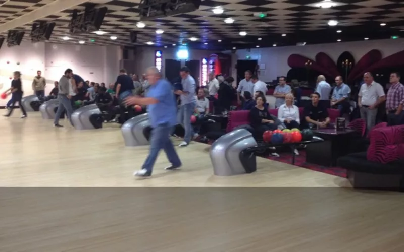 Après-Midi Découverte du Club-Bowling & Dîner