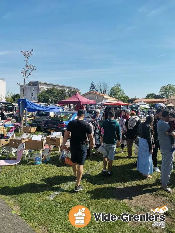 Vide Grenier du Comité des Fêtes de Chemin Long