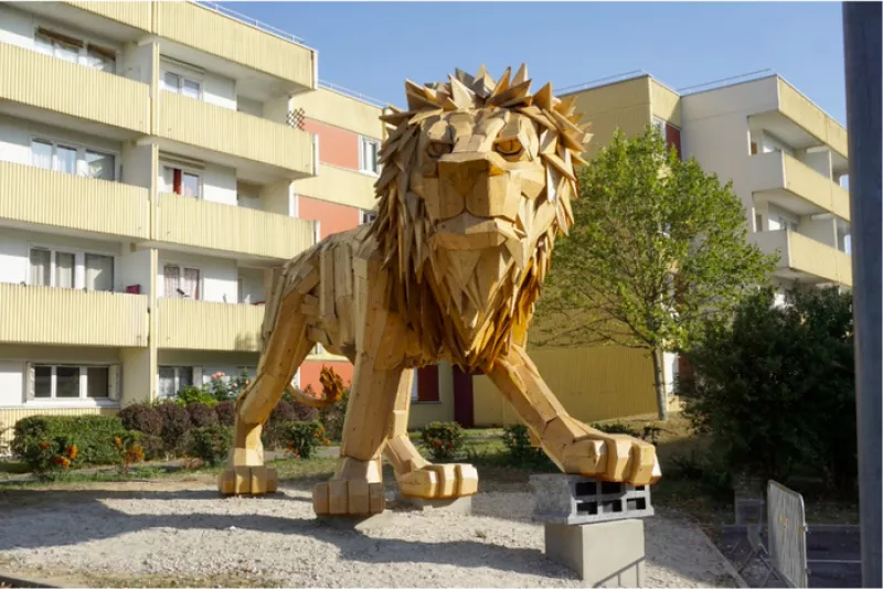 «Le Lion des Genêts» d'Anton et Teurk, l'Animal Totem de Saint-Michel-sur-Orge