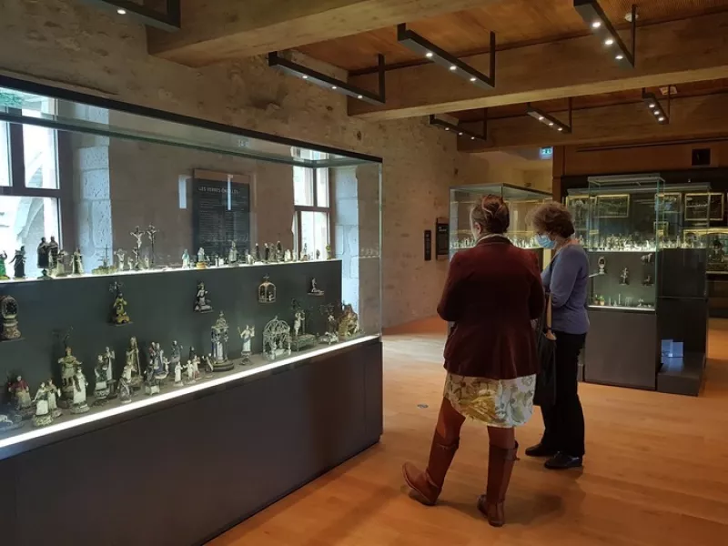 De Verre et de Faïence, Mille Éclats au Musée