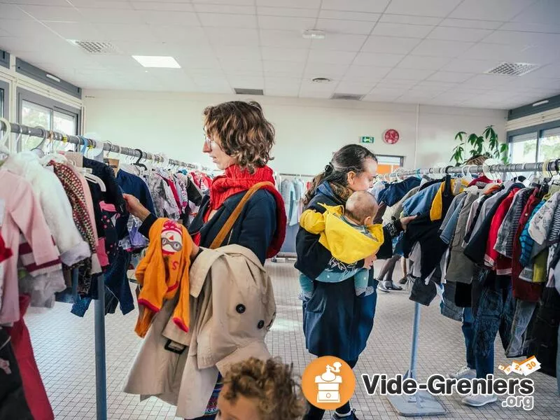 Bourse à la Puériculture, Aux Vêtements et Vélos