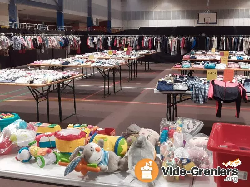 Bourse Aux Vêtements Enfants, Ados et Puériculture