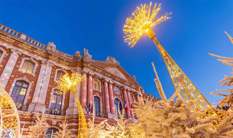 Passage de la Calèche de Noël à Amouroux