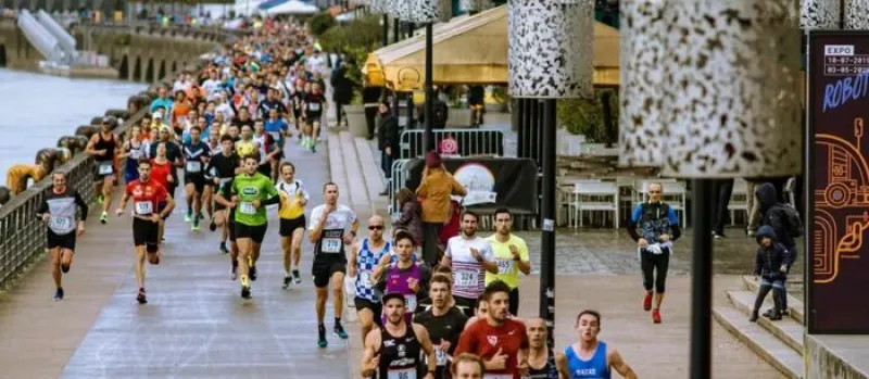 La Course des 10Km Etpm des Quais de Bordeaux 