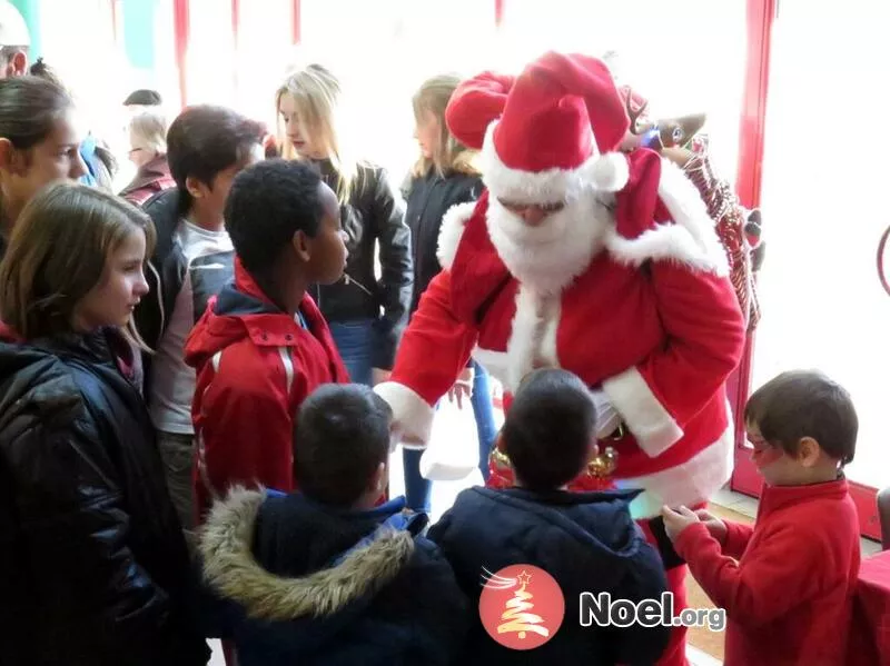 Marche de Noel en Beaujolais Vert