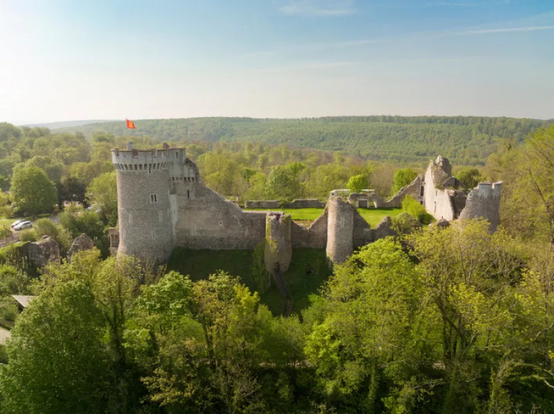 Atelier : Esquissons la Reconstruction des Ruines du Château