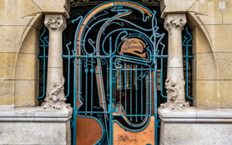 L'Art Nouveau à Paris  : Visite Guidée dans les Pas D'hector Guimard