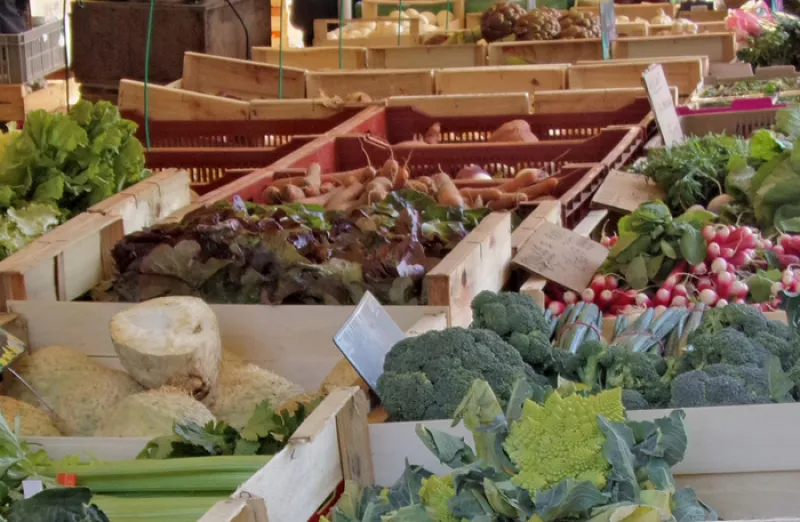 Marché de Châtillon-sur-Loire-Jeudi