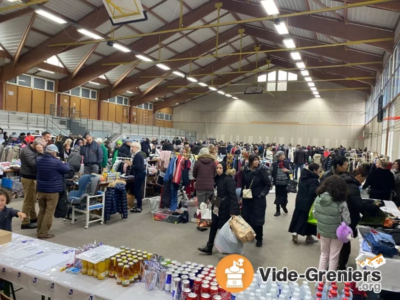 Bourse Aux Vêtements et Marchés Aux Puces