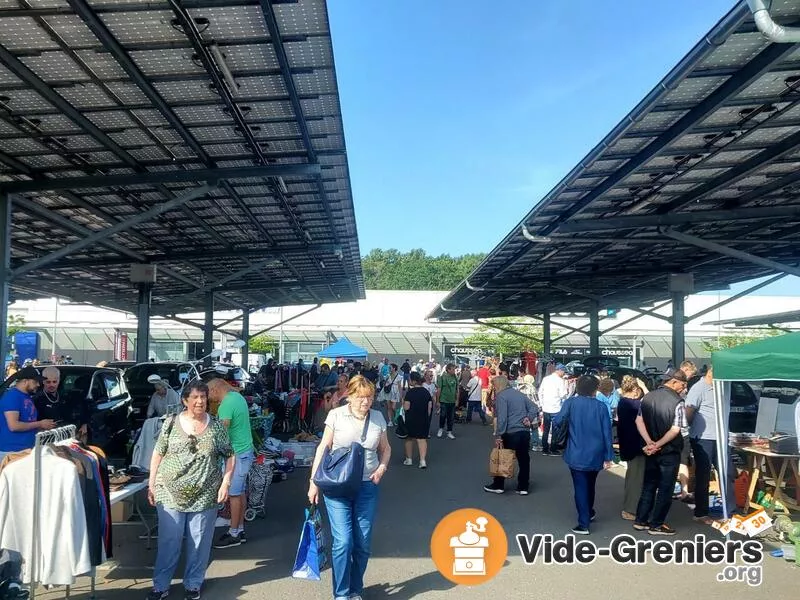 Brocante Vide-Grenier Nouvellement Auchan Pessac