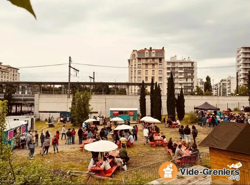 Vide Grenier du Samedi chez Territoires