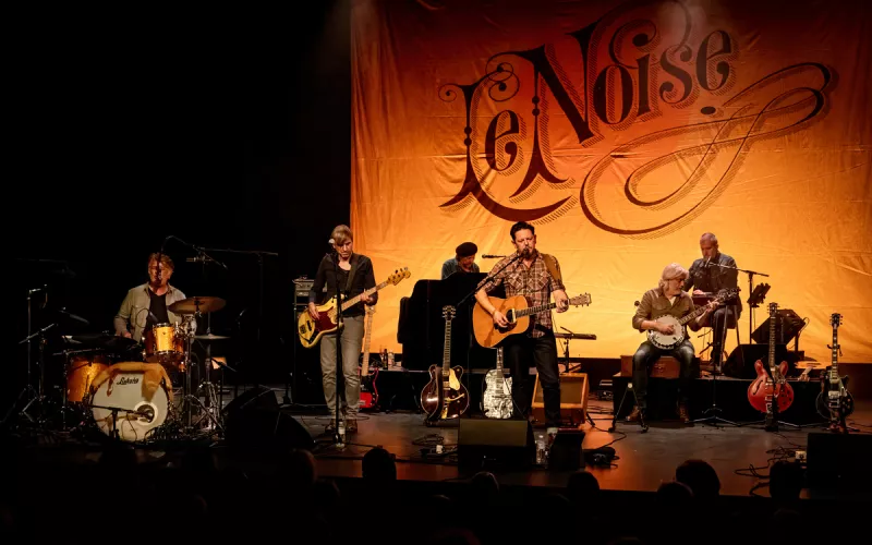 Lenoise, Tribute To Neil Young