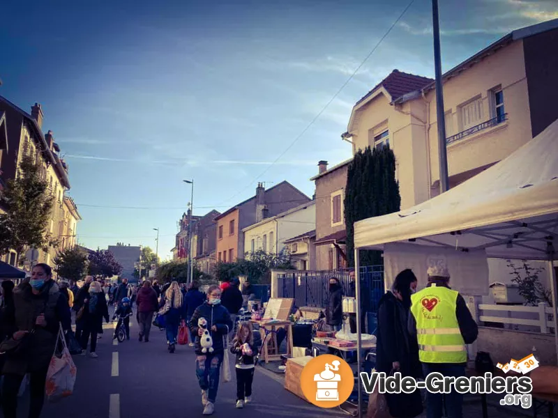 Vide Grenier Jean XXIII