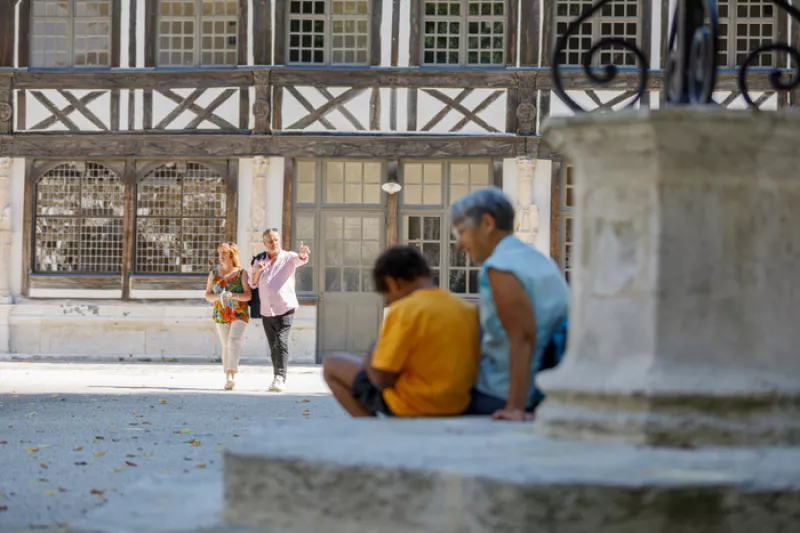 Visite Guidée : Quand la Peste S’en Mêle