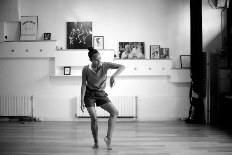 Cours de Danse Niveau Débutant avec Gwen Rakotovao