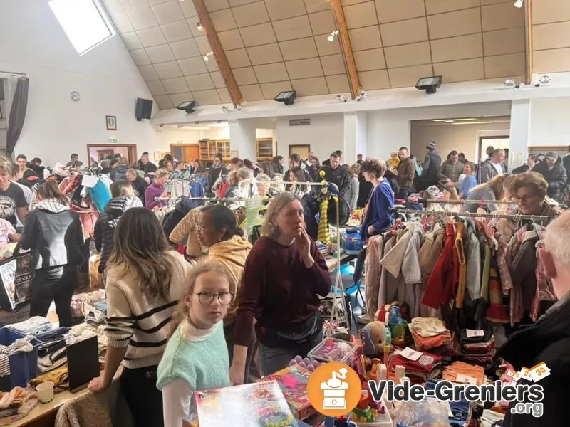 Bourse Aux Vêtements, Jouets et Matériel de Puériculture