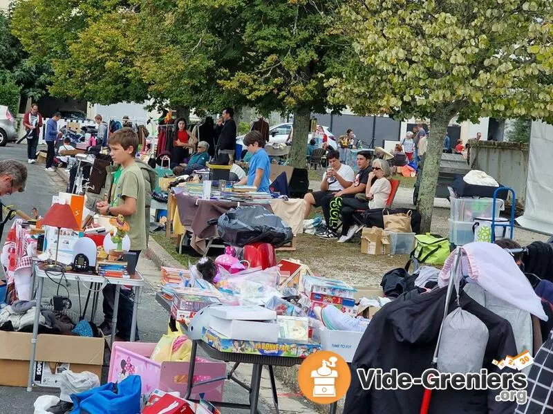 Fête des Quartiers du Monteil Vide Grenier du Comté des Qua