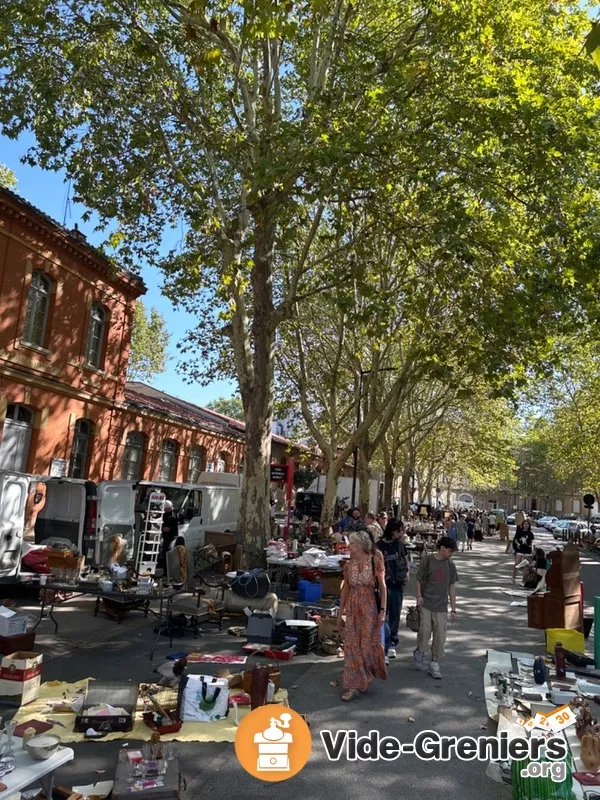 Brocante Marché au Puce Saint-Aubin