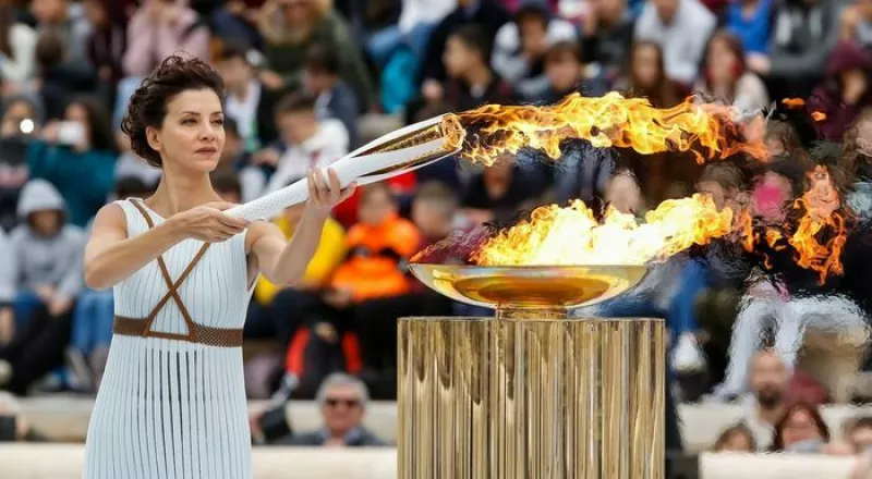 Jeux Olympiques-la Flamme Olympique à Bordeaux 