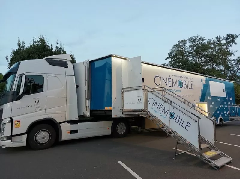 Cinémobile à Fay-Aux-Loges