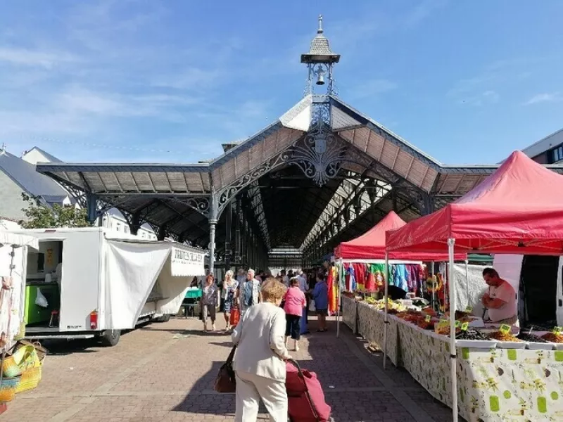 Marché de Châteauneuf-sur-Loire-Vendredi