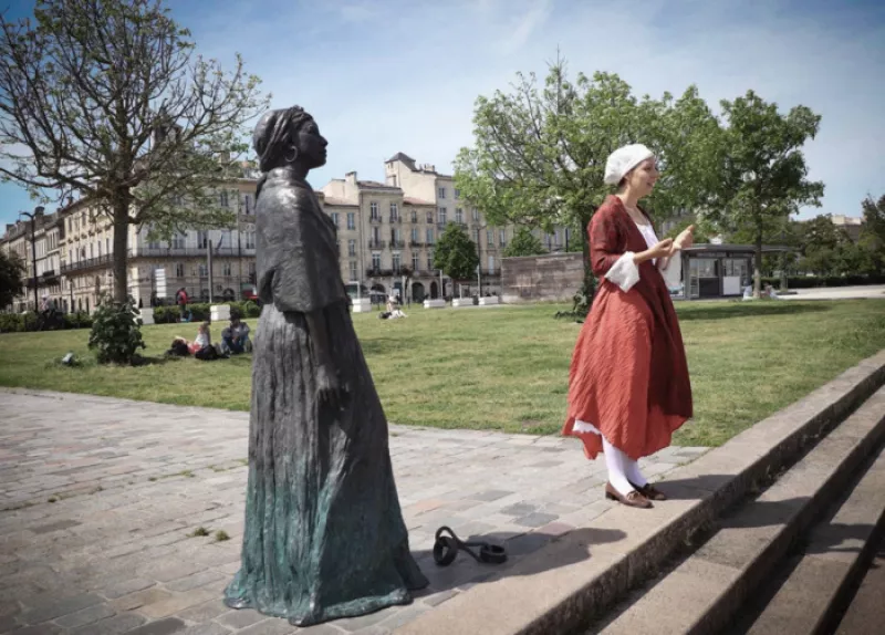 Visite Guidée «Destins de Femmes : Voyage Conté dans le Bordeaux du 18Ème»