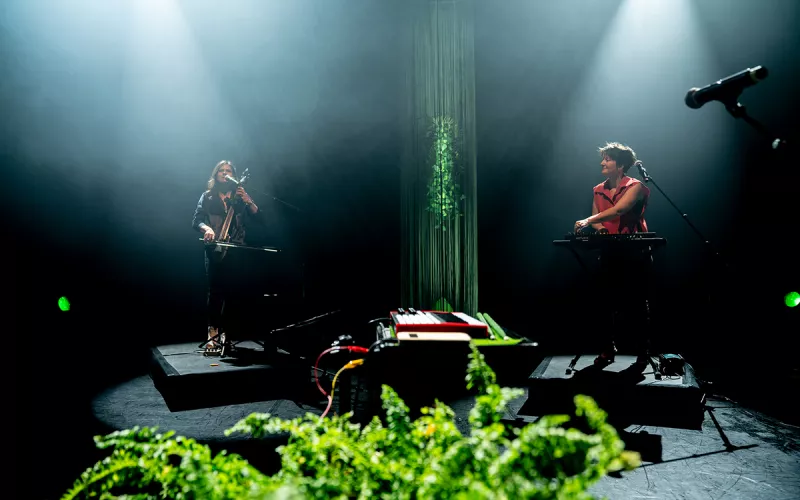 Forêts, le Spectacle Électro Végétal Aux Trois Baudets