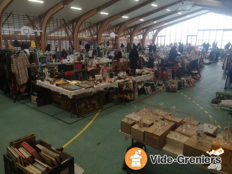 Vide Grenier Broc Bourse Artisanat Etc Etc